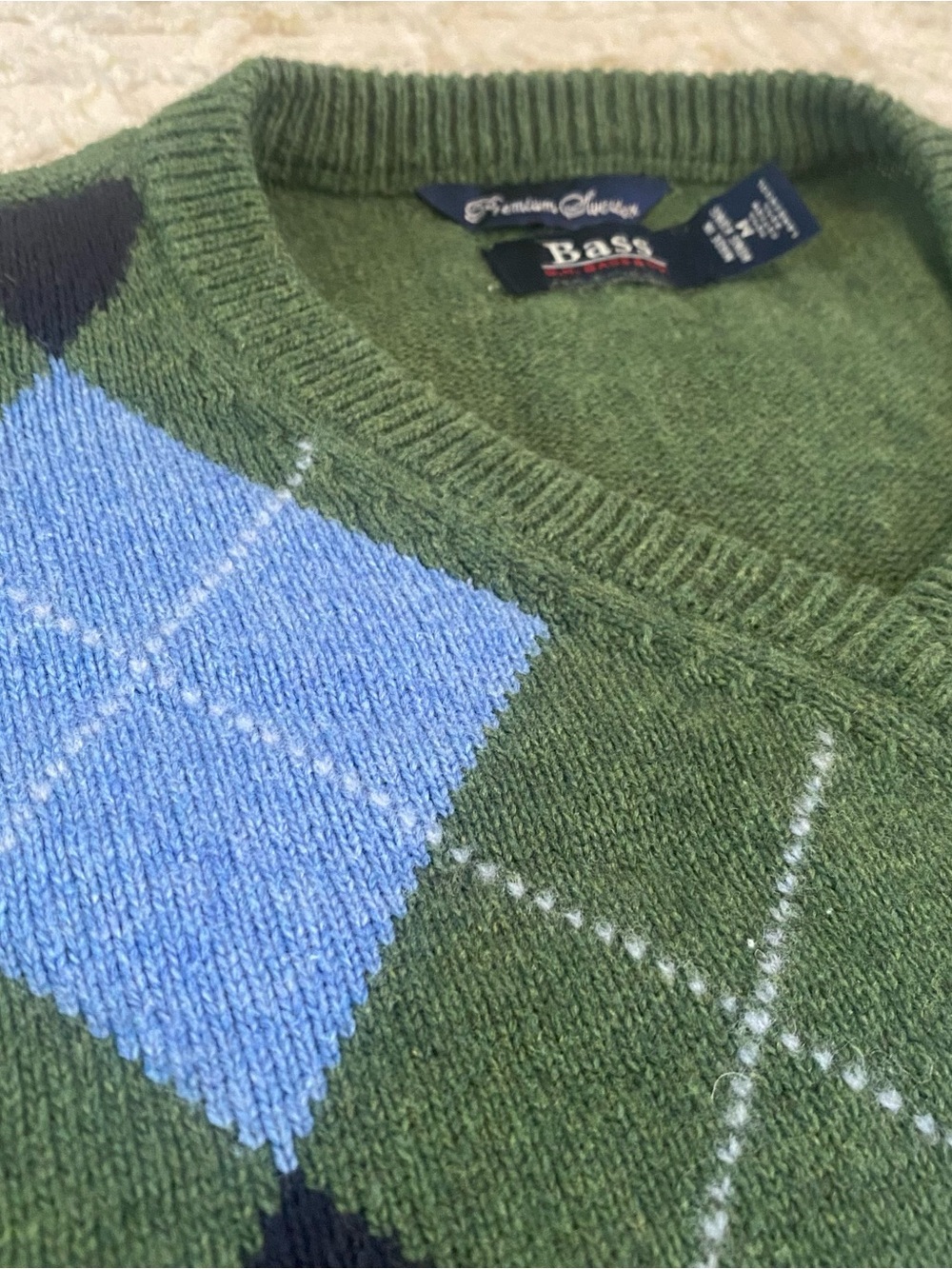 Vintage Preppy Bass Green V-Neck Sweater with Argyle Pattern Lambswool/Cotton M